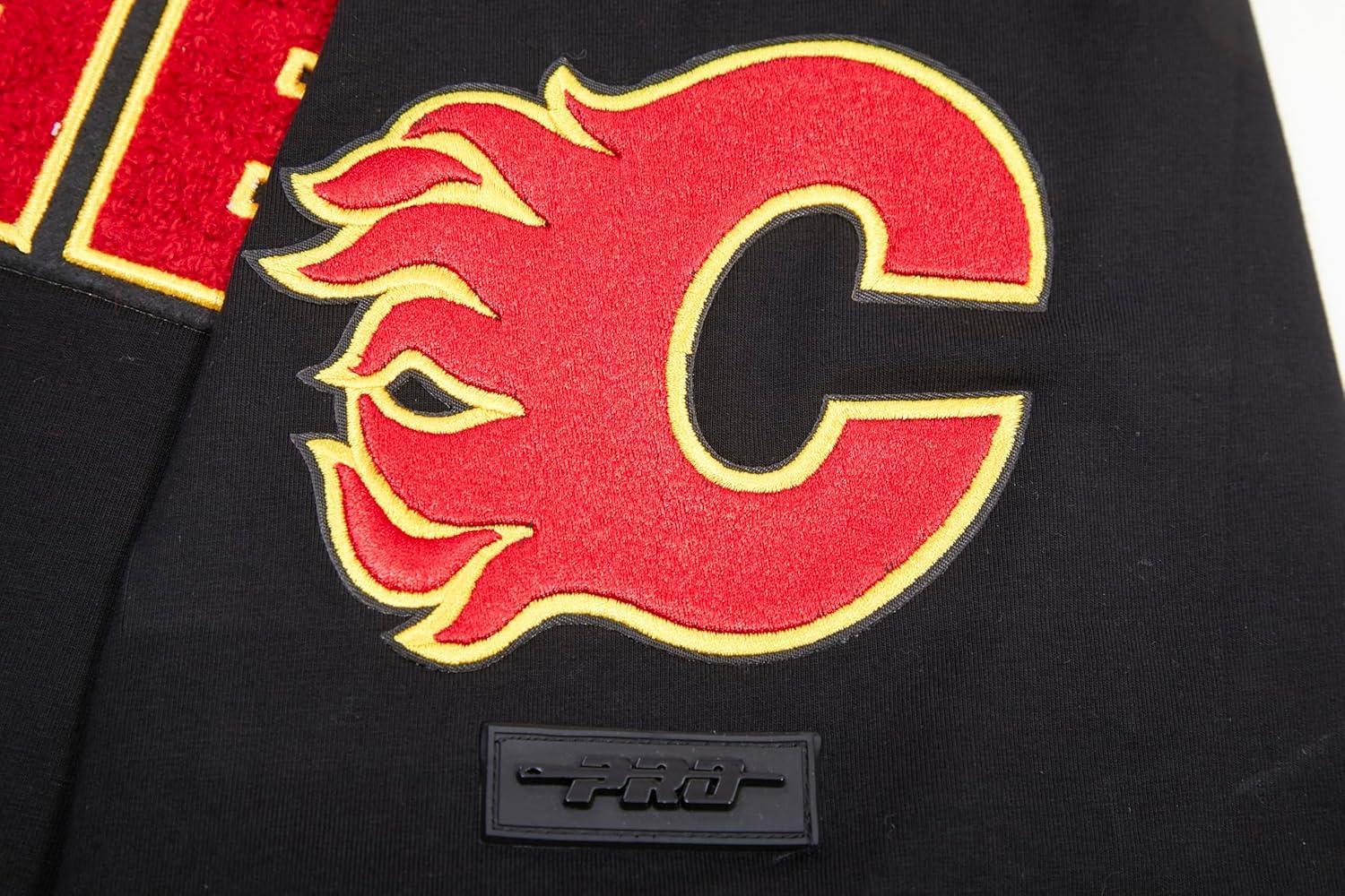 image:imagePro Standard NHL Mens Pro Standard Mens NHL Classic Chenille Short Sleeve TeeBlack
